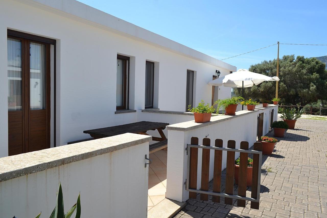 Vistamare Villa Orosei Kültér fotó